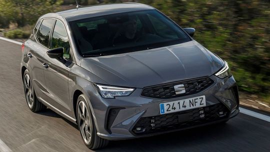 Videotest: Seat Ibiza. Mestská klasika prichádza v modernejšom a úspornejšom balení - Testy automobilov - Auto - Pravda