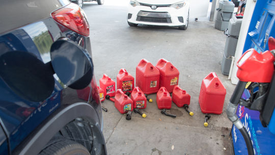 KVÍZ: Viete koľko paliva môžete skladovať doma či v garáži? - Magazín - Auto - Pravda