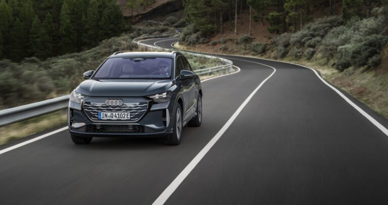 Audi Q4 e-tron dostáva zaujímavý facelift. Zrýchľuje nabíjanie, zvyšuje sa dojazd aj pohodlie