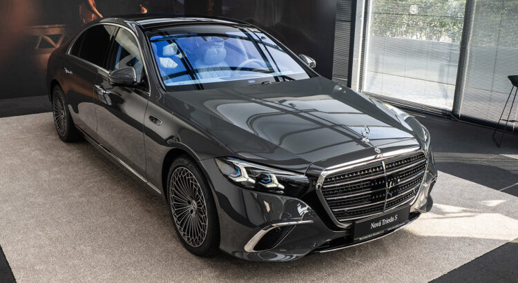 Nový Mercedes Triedy S je naživo majestátny a tie kolesá!