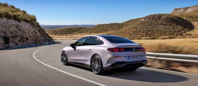 Prichádza prvý elektrický Mercedes-Benz Triedy C: Bude stačiť na mníchovského rivala?