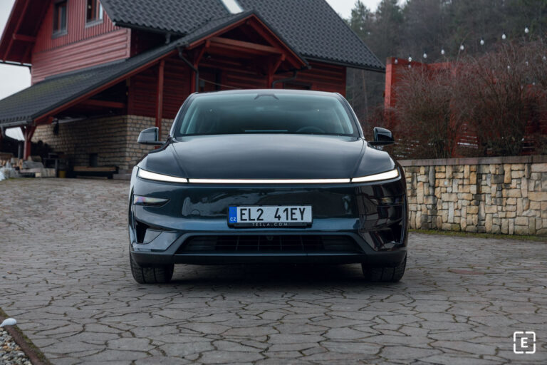 Tesla v Šanghaji tajne vyvíja menšieho brata Modelu Y. Príde aj ku nám?