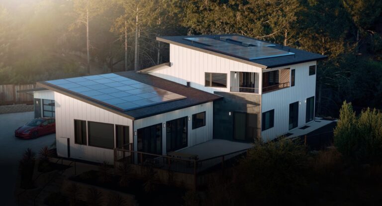 Domácnosti urýchľujú odklon od fosílnych palív. Dôvodom sú rastúce ceny energií aj geopolitické napätie