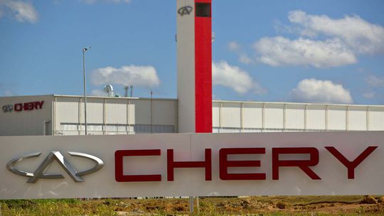 Svet sa zbláznil: čínska automobilka Chery chce vyvinúť 