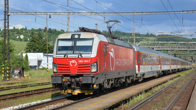 Revolúcia na koľajniciach: Nové vlaky z Bratislavy do Berlína pod 5 hodín. Autá nebudú stíhať