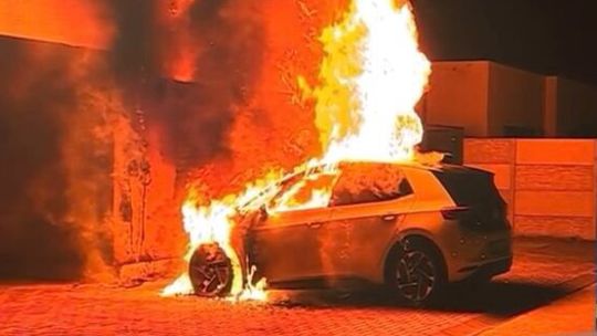 Opravy batérií elektromobilov stoja miliardy. Položí to automobilky na lopatky? - Magazín - Auto - Pravda