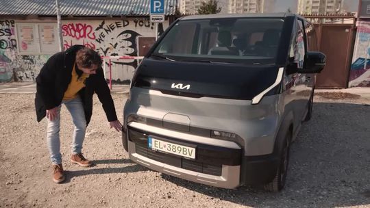 Videotest: Viac než len dodávka? Kia PV5 Passenger mení pravidlá mobility - Testy automobilov - Auto - Pravda