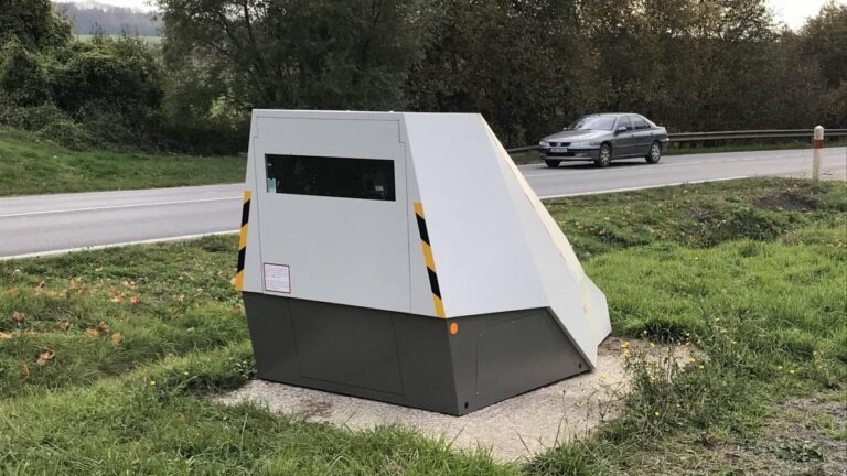 Vodič porušil rýchlostný limit o 52 km/h, dostal zákaz šoférovať v obľúbenej krajine Slovákov