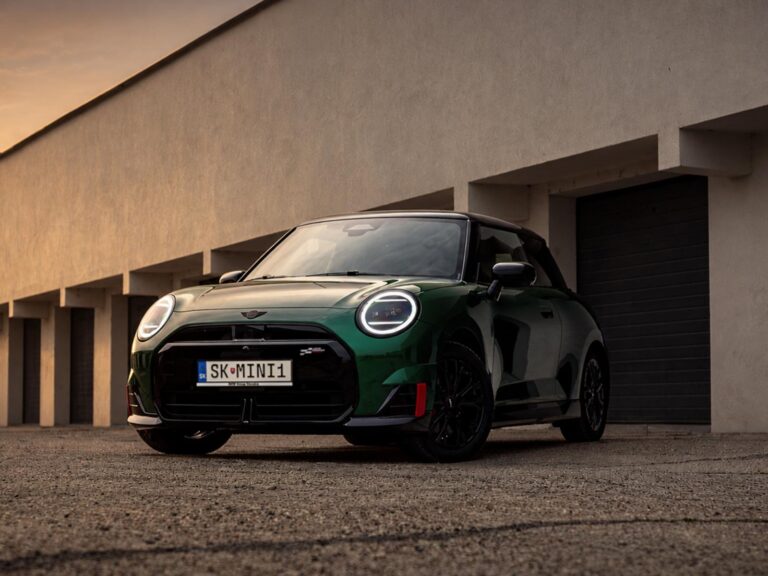 TEST MINI Cooper JCW Electric: Najzábavnejšie malé auto na trhu dokáže poriadne kopať! | Autobazar.EU
