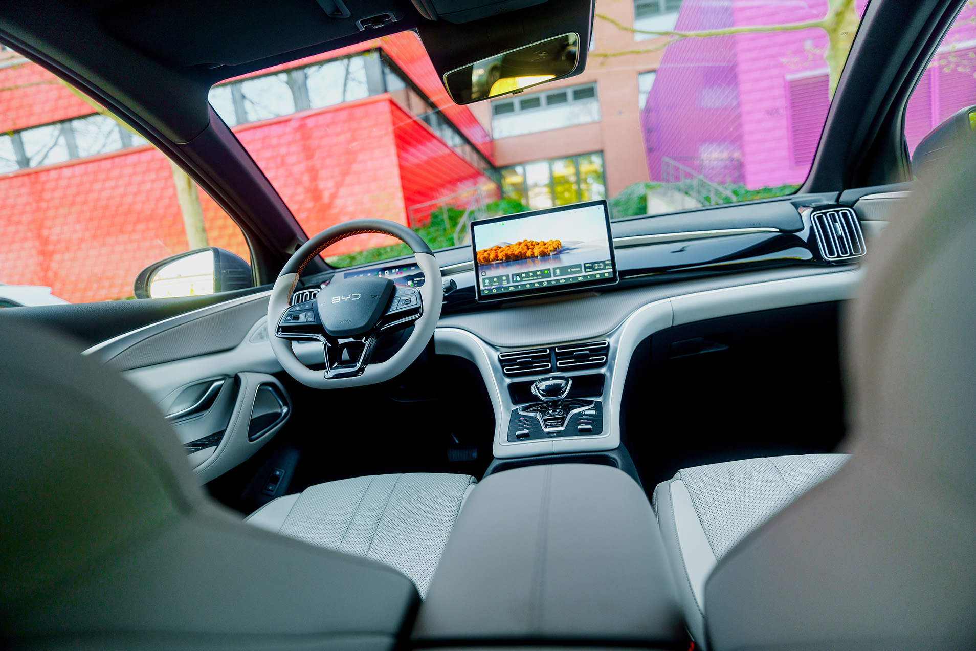 BYD SEALION 5 DM-i interier