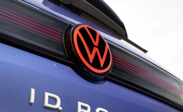 Koniec čistej elektriny v rodine ID? Nový model od VW šokuje hybridným pohonom - AUTOVINY.sk