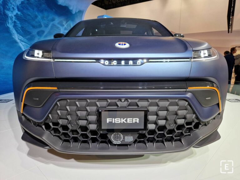 Vstali z popola: Keď automobilka skrachovala, majitelia si autá hackli a zachránili ich sami