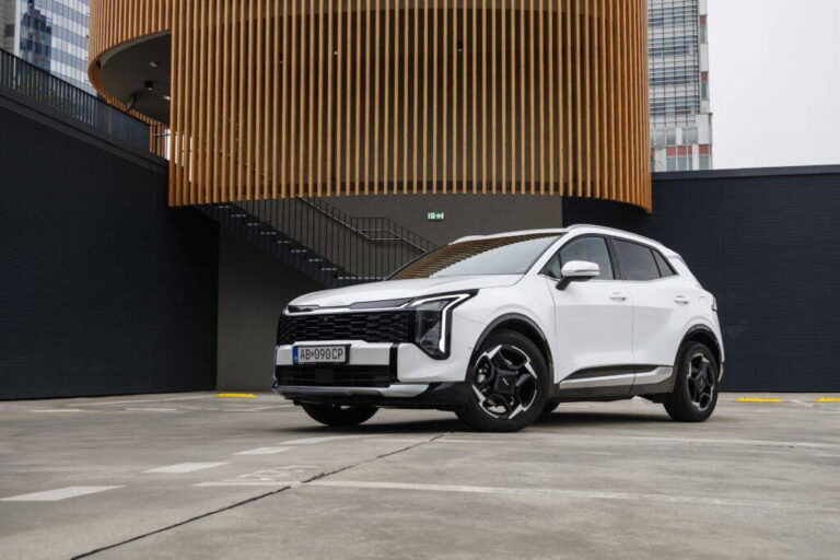 Kia Sportage 1.6 T-GDi AWD 7DCT: Súhra vášne a rešpektu - AUTOVINY.sk