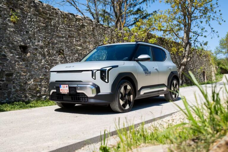 Zabudnite na benzín. Nová Kia jazdí ako drahé SUV, no stojí zlomok ceny