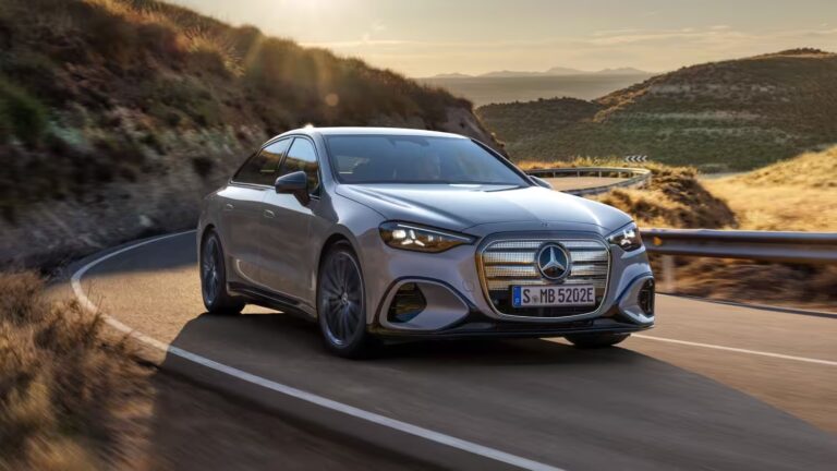 Nový Mercedes triedy C sa už dá objednať, poznáme ceny