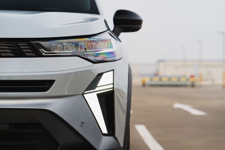 Crossover s cenou 21-tisíc a dojazdom 1400 km? Práve taký prichádza