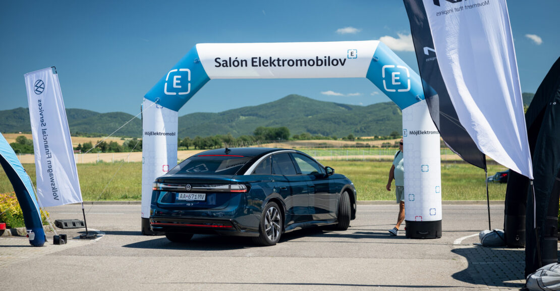 Salón Elektromobilov 2026