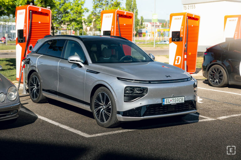 Android Auto, lacný Leapmotor, veľký test Xpengu aj čínska stratégia Volkswagenu | Prehľad týždňa
