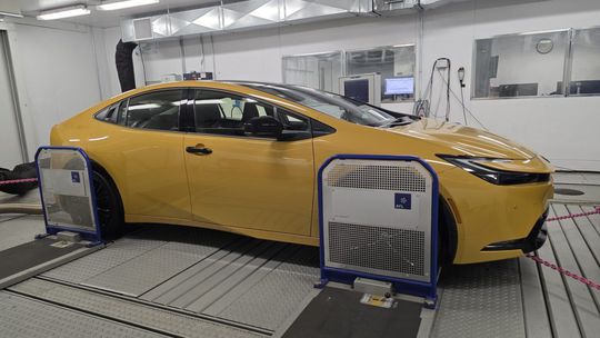 Nielen elektromobily: Aj hybridy majú v chlade vyššiu spotrebu. A nejde o drobné - Poradňa - Auto - Pravda