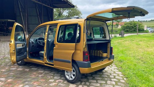 Navštívili sme raj Citroënu Berlingo. Pozrite si s nami unikátne verzie - Magazín - Auto - pravda.sk
