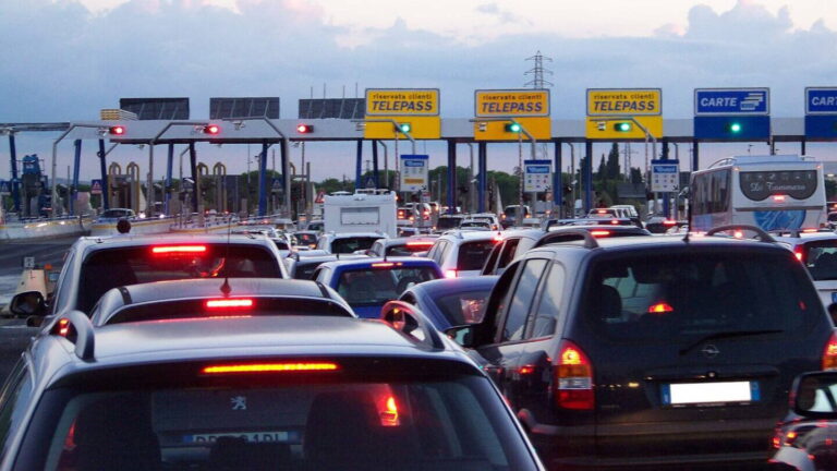 Taliansko vráti mýto za diaľnice. Od 1. júna vyplatia 9 eur za 100 km, ak splníte podmienky