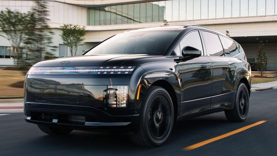Hyundai Ioniq 9 Calligraphy Black Ink: Vrcholová verzia je ešte luxusnejšia - Novinky - Auto - Pravda