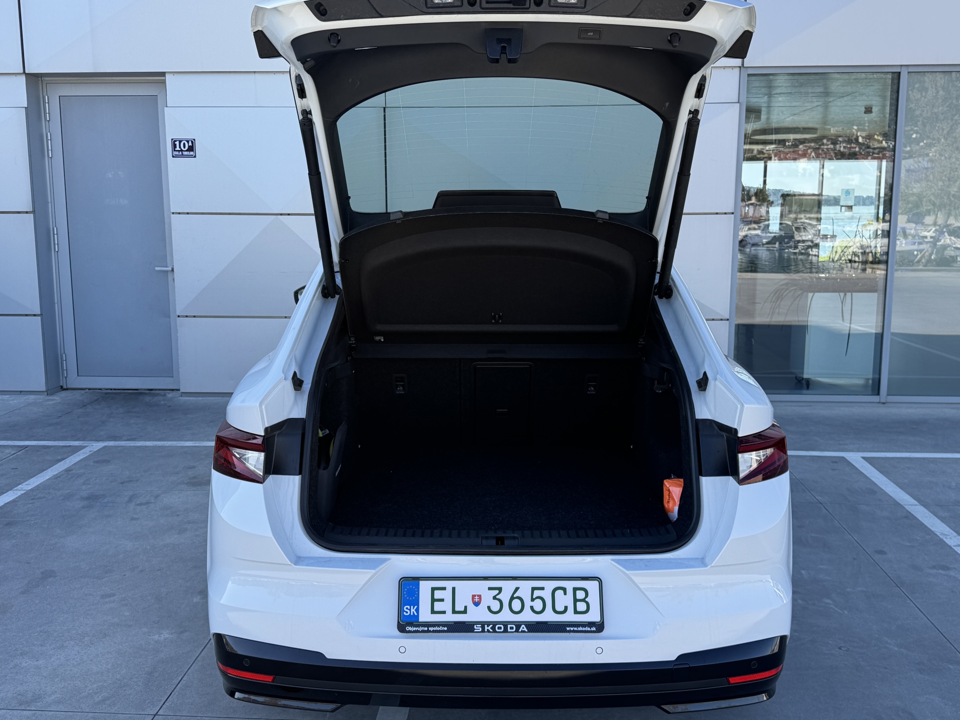 skoda enyaq coupe 85 sportline kufor