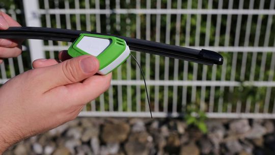 Opotrebované stierače ešte nemusia byť na odpis. Takto ich zachránite - Poradňa - Auto - pravda.sk