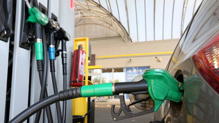 Vlastníte benzínové auto? Toto rozhodnutie všetko zmení, Európa naliala 200 miliárd do elektromobilov