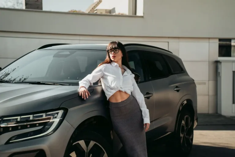 Automobilový priemysel pod paľbou kritiky. Chránia autá ženy rovnako ako mužov?