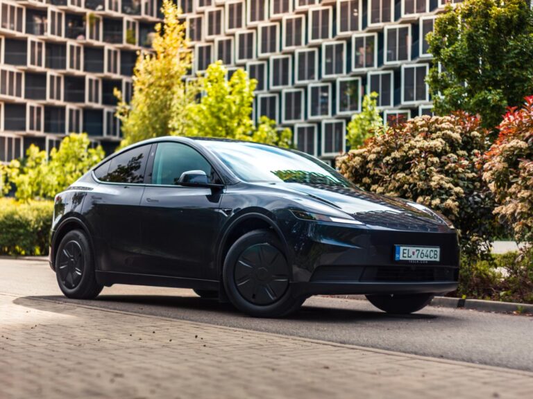 Test: Tesla Model Y RWD Long Range. Odhoďme predsudky a pozrime sa na to auto objektívne!