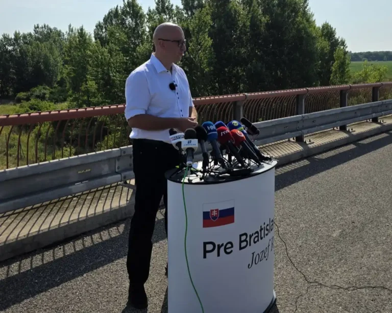 Koniec éry Matúša Valla? Jozef Ráž oznámil kandidatúru na primátora Bratislavy