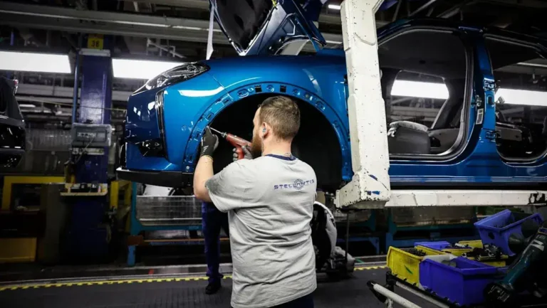 Nemecký koncern sa vzdáva automobilovej výroby. Môže za to Ukrajina - AUTOVINY.sk