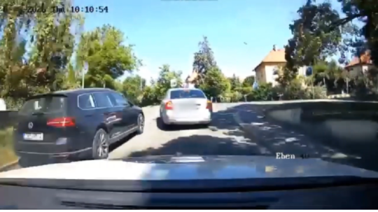 VIDEO: Taxikár so zákazníkmi unikal pred políciou. Čo ho k tomu viedlo, vás ozaj prekvapí - Doprava - Auto - pravda.sk