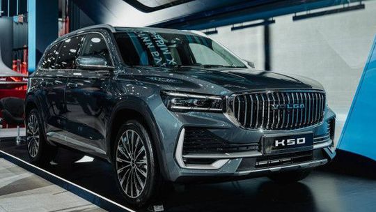 Reparát Volgy prebehol v Petrohrade. SUV K50 vraj príde ešte v júni - Novinky - Auto - pravda.sk