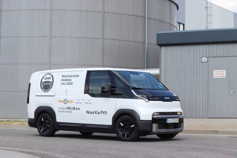 TEST KIA PV5 Cargo: Dizajnová svojskosť je do mesta skvelá, úsporná a dynamická. Má ale 3 nedostatky - AUTOVINY.sk