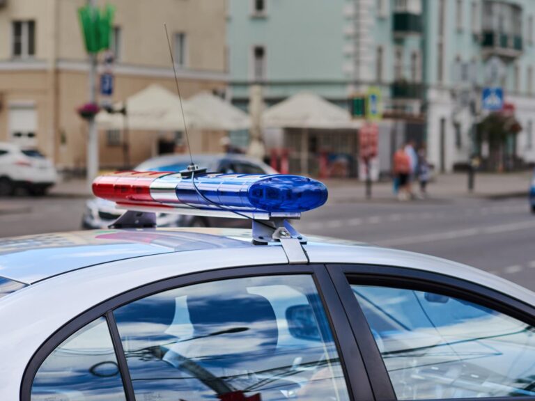 Polícia pokutuje za chýbajúcu výbavu, ktorá u nás nie je povinná