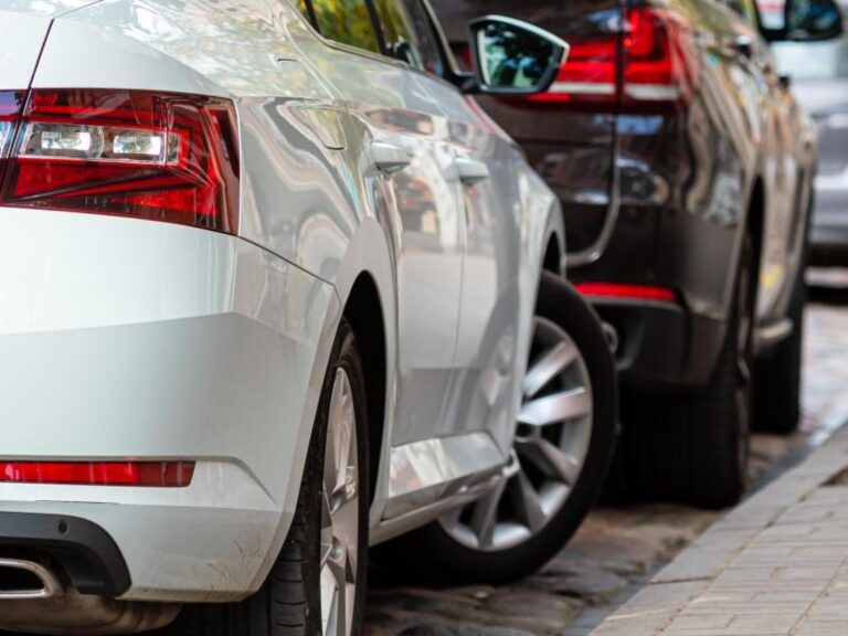 Finančná správa spúšťa veľkú kontrolu prevádzky áut. Majiteľ musí vydokladovať každú jednu jazdu, ak si na auto uplatnil plný odpočet DPH