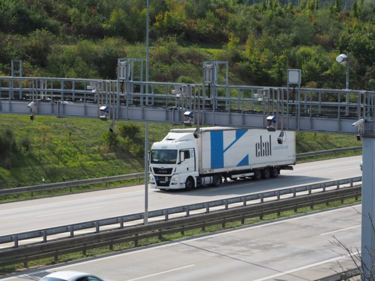 SkyToll po 17 rokoch končí. Jeden z najkontroverznejších štátnych kontraktov sa definitívne uzatvára