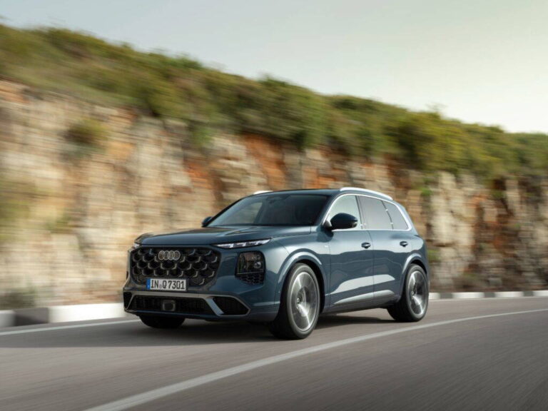 Audi Q7: Nositeľ pokroku hrdo prezentuje svoj majestát - AUTOVINY.sk