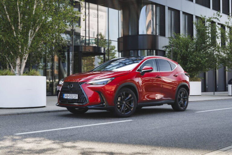 Lexus NX: Rozlúčková letná párty - AUTOVINY.sk