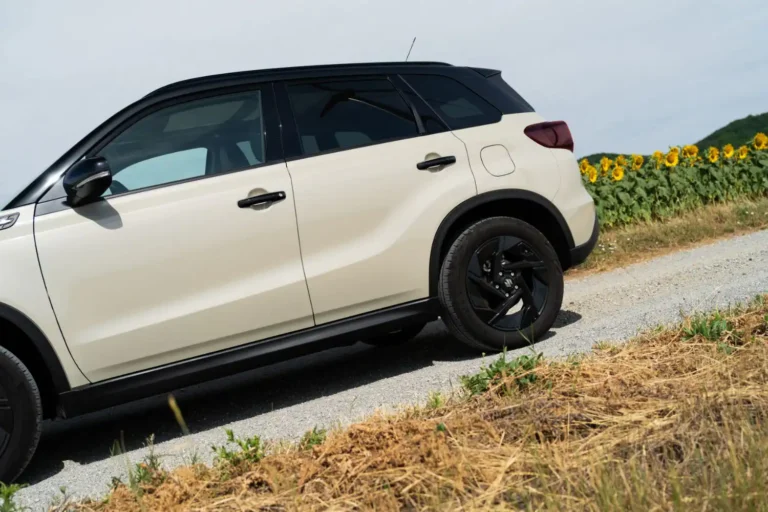 Takéto poctivé SUV už takmer nikto nevyrába. Má benzín, meničový automat aj pohon 4x4