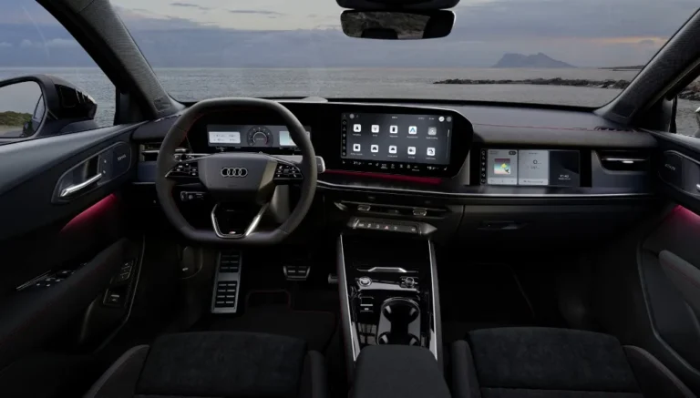 Audi Q3 pre modelový rok 2027: Viac technológií, vyšší komfort a plug-in hybrid s väčšou ťažnou silou