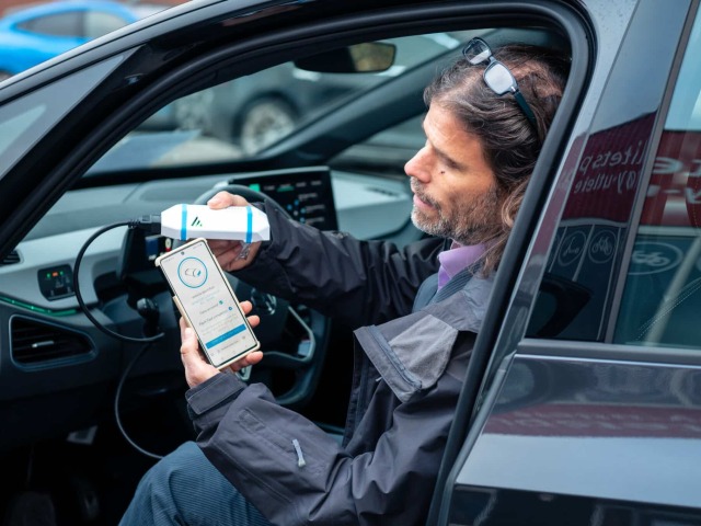 Otestovali 10 000 batérií po 100 000 odjazdených kilometroch. Ktoré elektromobily vydržali najviac? - Magazín - Auto - pravda.sk