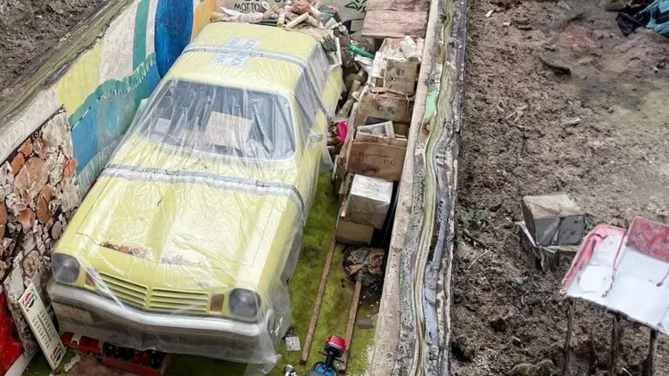 Po 50 rokoch vykopali úplne nové auto: Poctivý štvorvalec nedá technikom na STK šancu