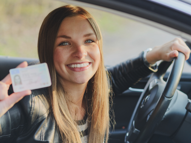 „Vodičáky“ sa opäť zmenia. Slováci už podobnú výmenu zažili - Poradňa - Auto - pravda.sk