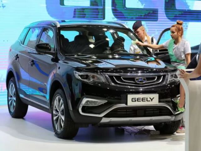 Rusi nemajú benzín, tak začali vo veľkom nakupovať čínske elektromobily - Magazín - Auto - pravda.sk