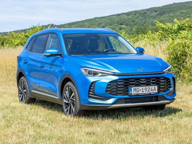 Test MG ZS Hybrid+ - spotrebu aj cenu má na uzde. A rodine stačí - Testy - Auto - pravda.sk