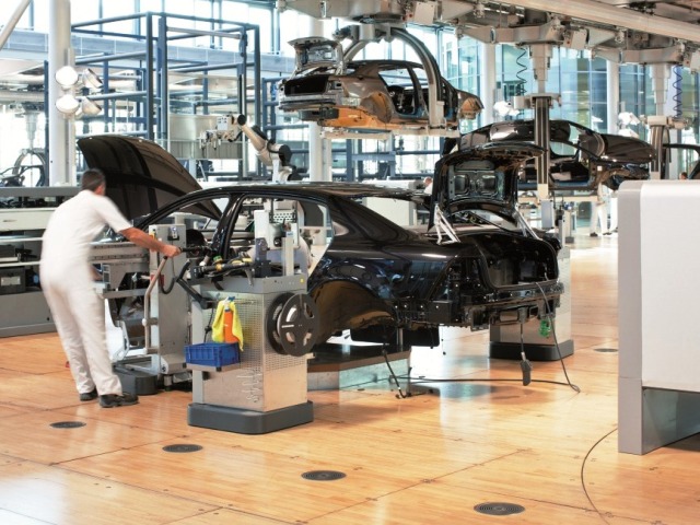 Tvrdá rana pre zamestnancov VW: Vedenie potvrdilo čierne scenáre o masovom prepúšťaní - Ekonomika - Správy - pravda.sk