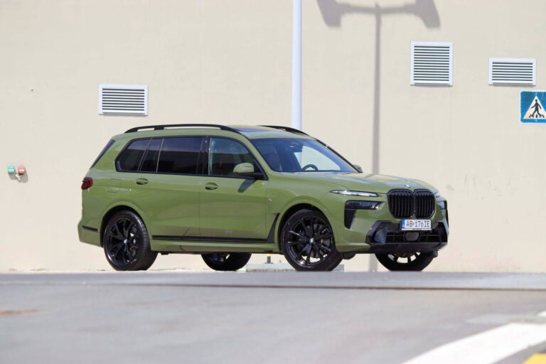 TEST BMW X7 40d: Zelený gigant za cenu dvojposchodového domu v Snine - AUTOVINY.sk